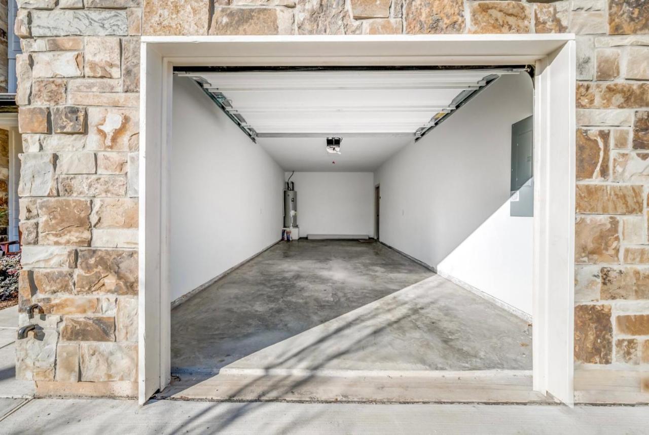 Stylish Townhome Near At&T Stadium, Globe Life, Six Flags & More Arlington Buitenkant foto